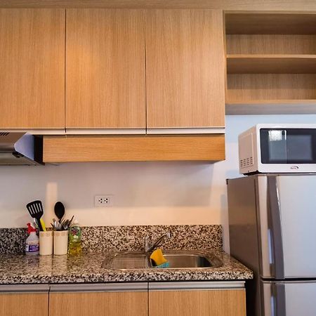 マクタン Oceanfront At Arterra, Fast Wifi, Nflix, Kitchen -Cヴィラ エクステリア 写真