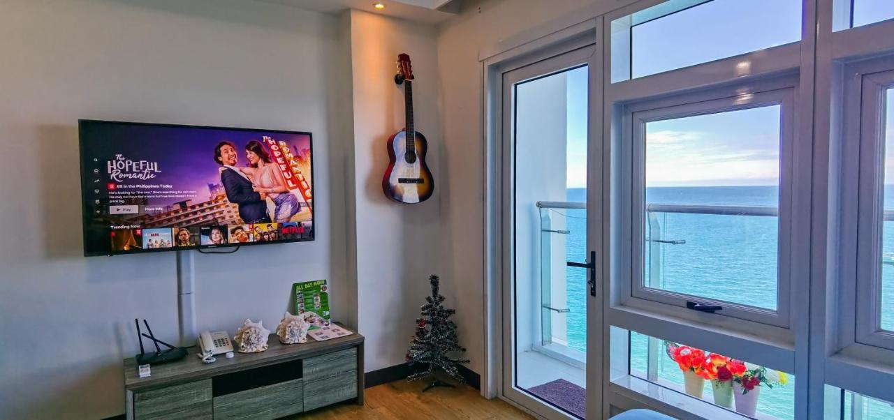 マクタン Oceanfront At Arterra, Fast Wifi, Nflix, Kitchen -Cヴィラ エクステリア 写真