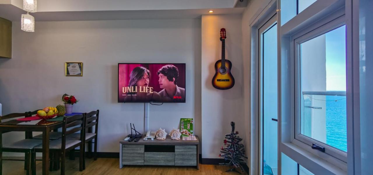 マクタン Oceanfront At Arterra, Fast Wifi, Nflix, Kitchen -Cヴィラ エクステリア 写真