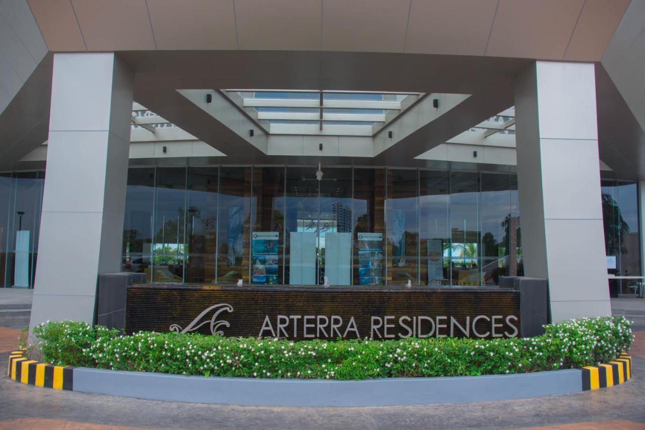 マクタン Oceanfront At Arterra, Fast Wifi, Nflix, Kitchen -Cヴィラ エクステリア 写真