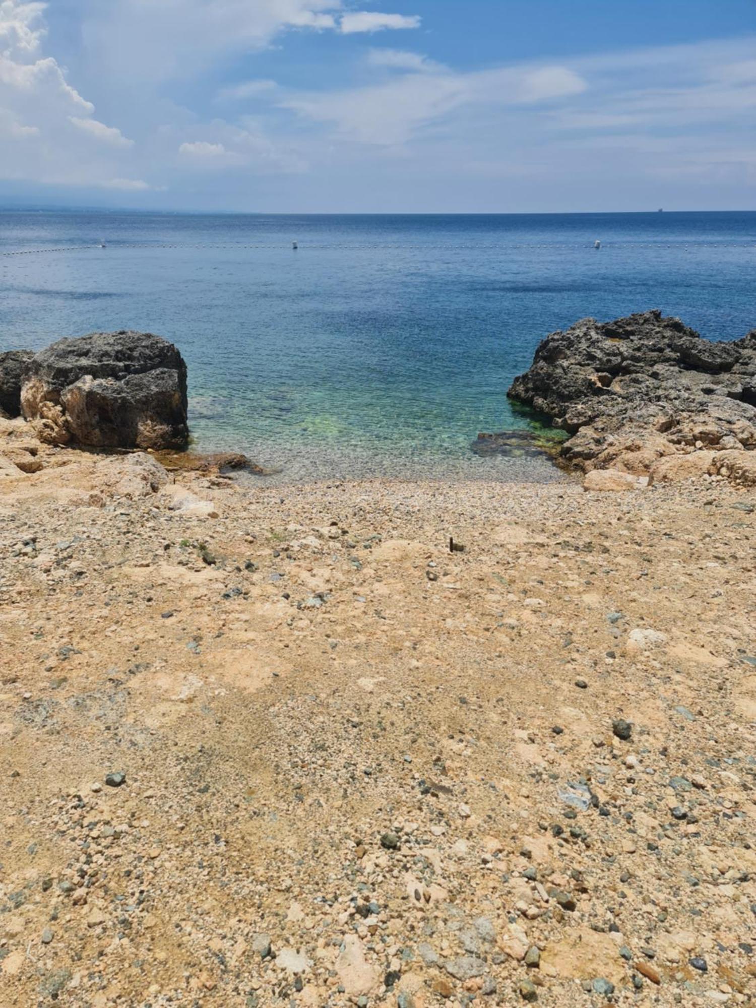 マクタン Oceanfront At Arterra, Fast Wifi, Nflix, Kitchen -Cヴィラ エクステリア 写真